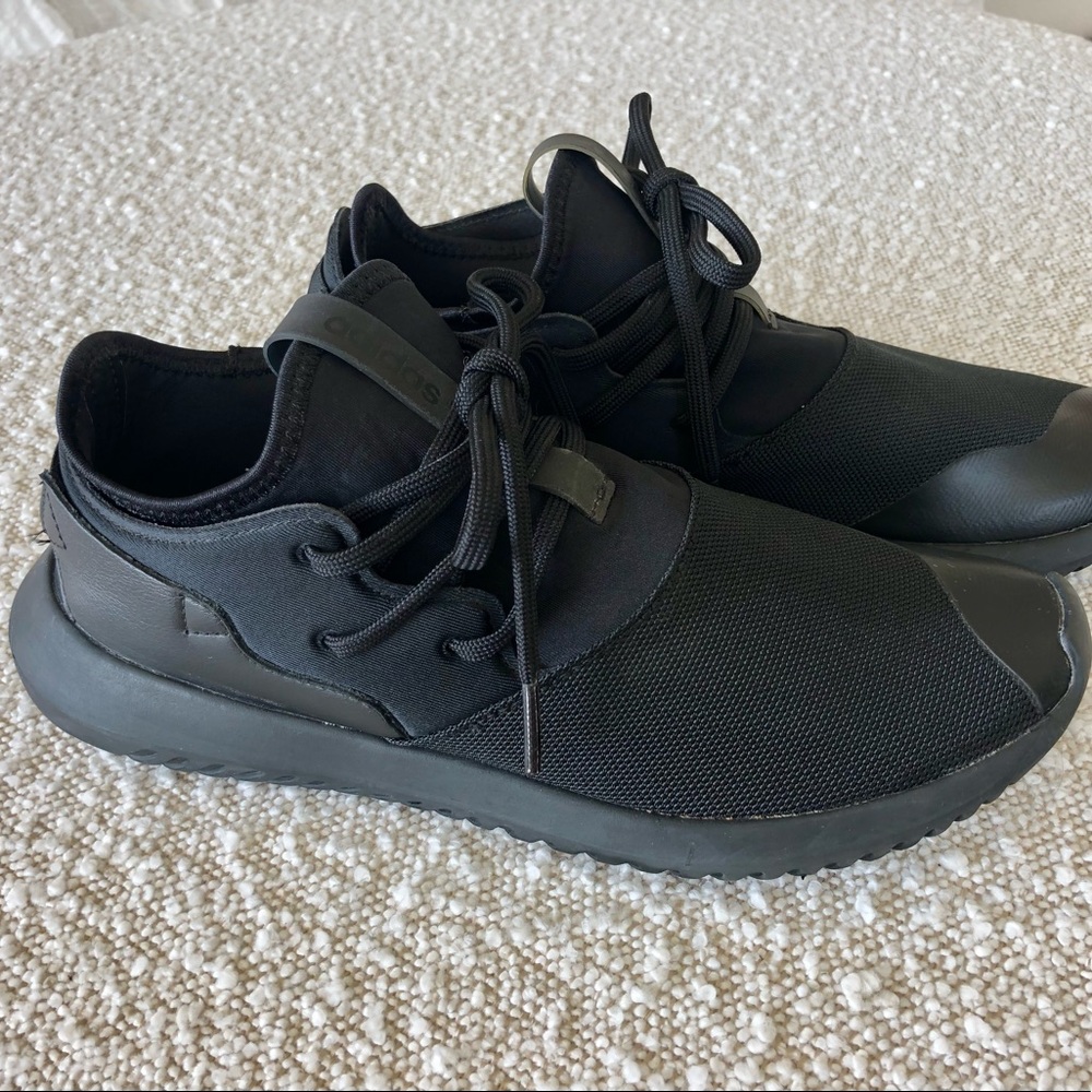 Adidas black sneaker size 6.5 7 - Picture 6 of 8